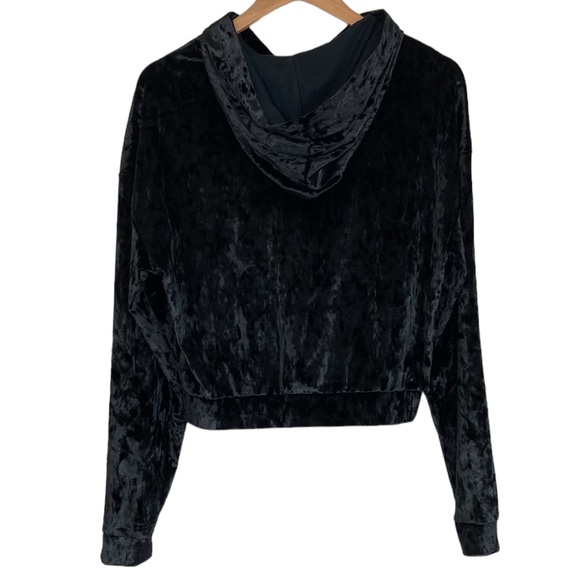 NEW Fabletics Crushed Velour Stretch Zip Front Hoodie - Picture 3 of 9